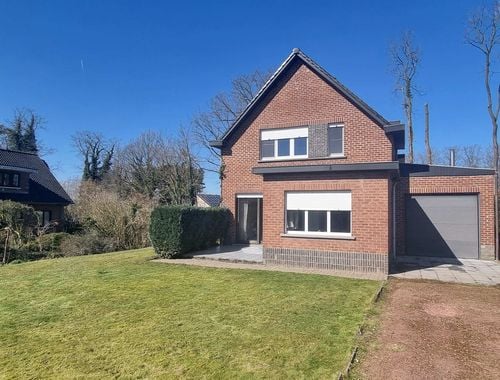                                         Villa-landhuis te koop in Sint-Joris-Weert, € 489.000
